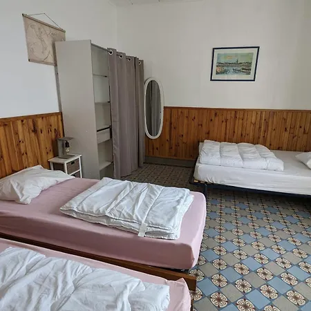 Between Port And With Garage