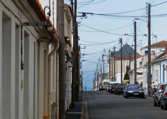 Between Port And With Garage Les Sables-dʼOlonne