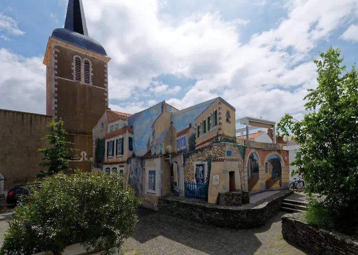 Between Port And With Garage Les Sables-dʼOlonne